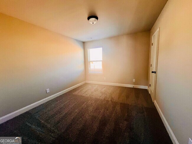 Building Photo - 1177 Kingston Hill Dr