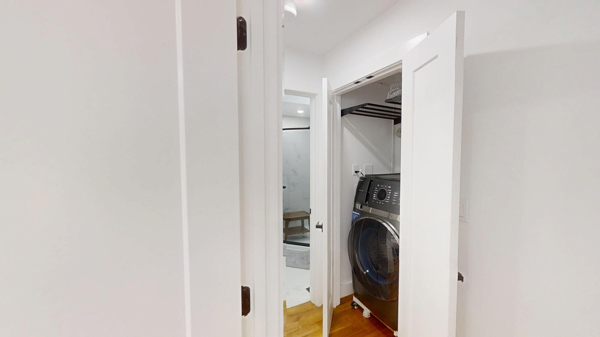 Building Photo - 36 Shepard St