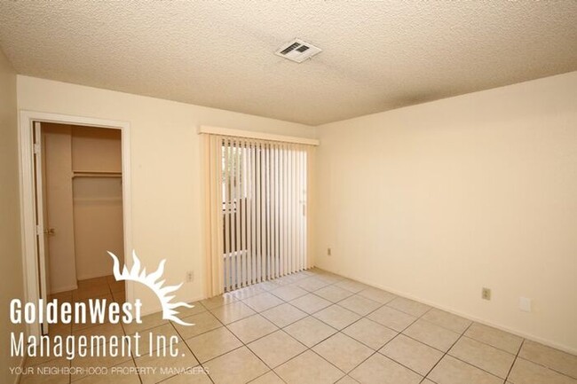 Building Photo - Charming 2Bdm 2Ba Condo in Las Vegas - MI ...