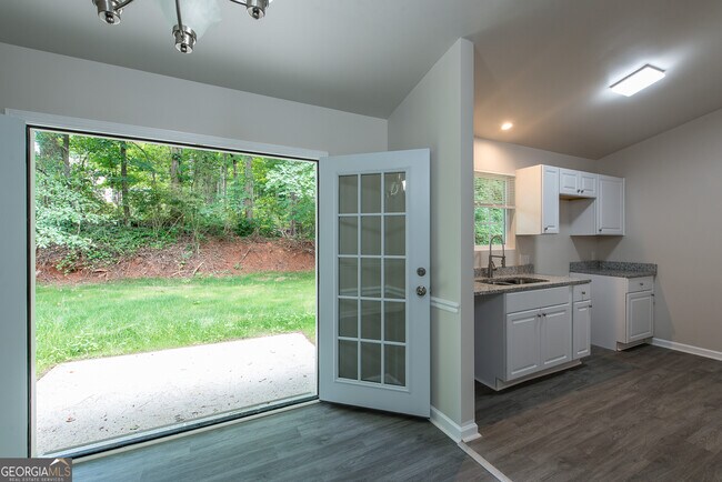 Building Photo - 5461 Brisbane Ct