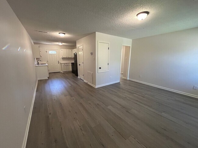 Building Photo - 1156 S Washington Ave