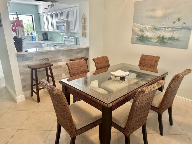 Building Photo - 420 Celestial Way