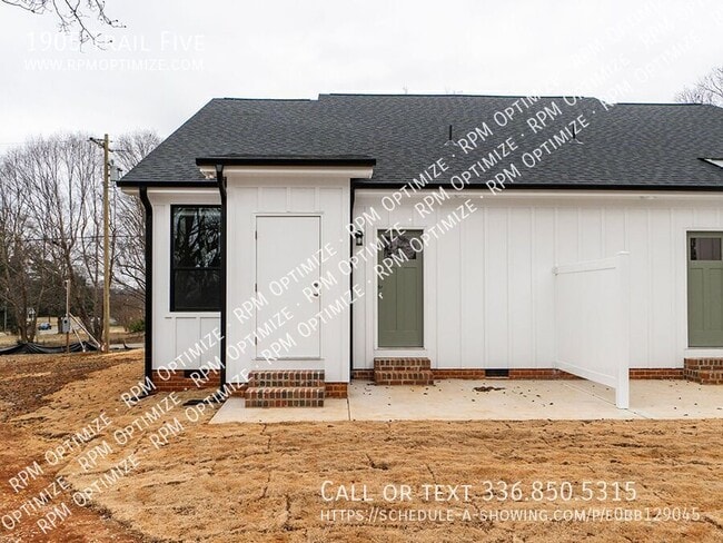 Building Photo - 1905 Trail Five