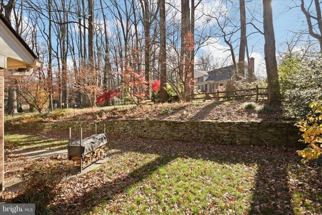 Building Photo - 6543 Cedarwood Ct