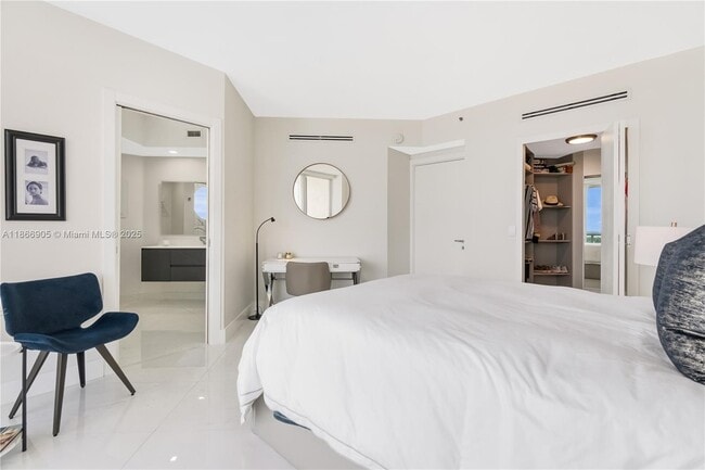 Building Photo - 7330 Ocean Terrace