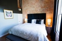 Building Photo - 709 Jackson