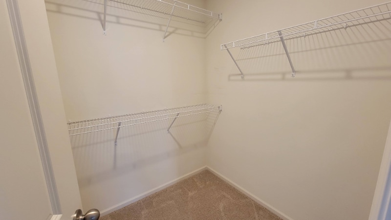 Building Photo - 162 Goldenrod Dr