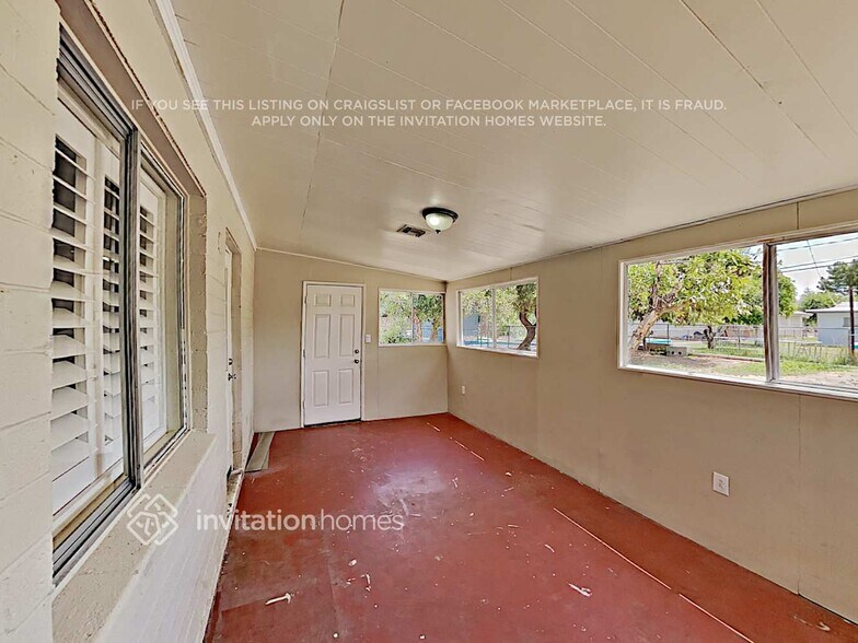Building Photo - 145 S Miller St