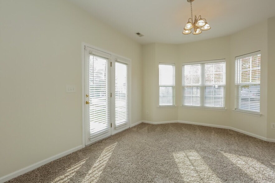 Building Photo - 19404 Fridley Ln