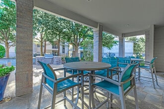 Building Photo - Rise Creekside