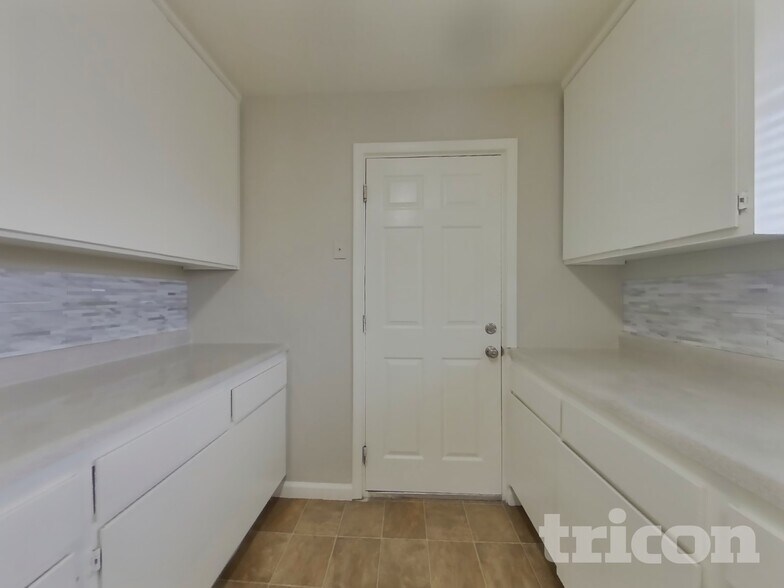 Building Photo - 362 Rio Del Mar