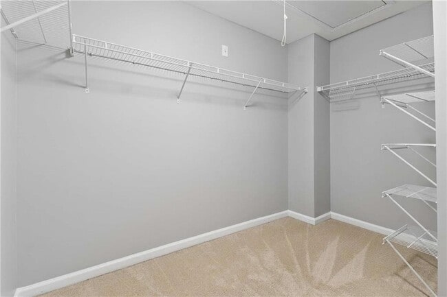 Building Photo - 1304 Kirkwood Ln