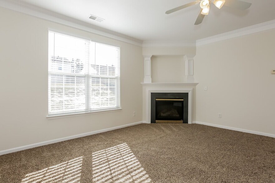Building Photo - 2722 Forest Grove Ct