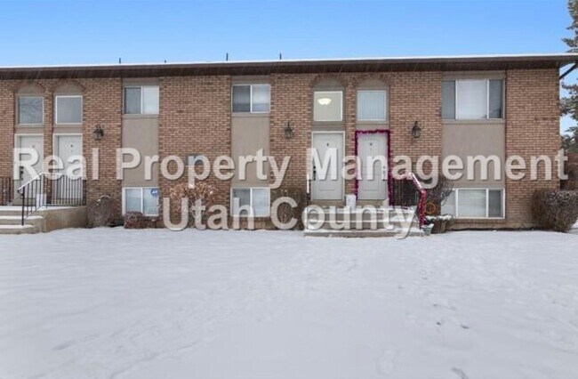 Building Photo - Condo for Rent in Orem's Amiron Village!