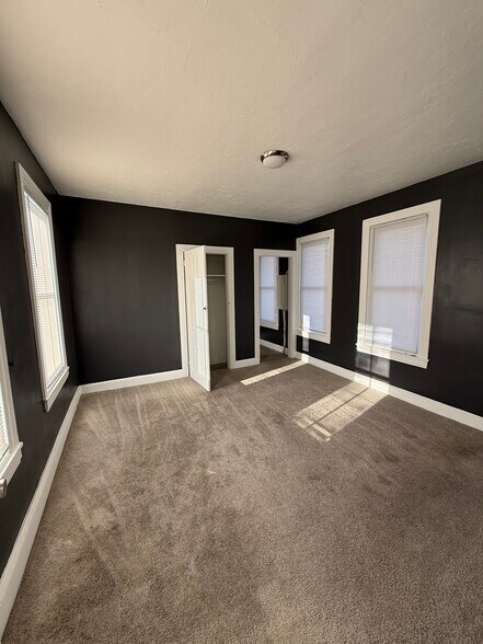 Building Photo - 56 S Pershing Ave