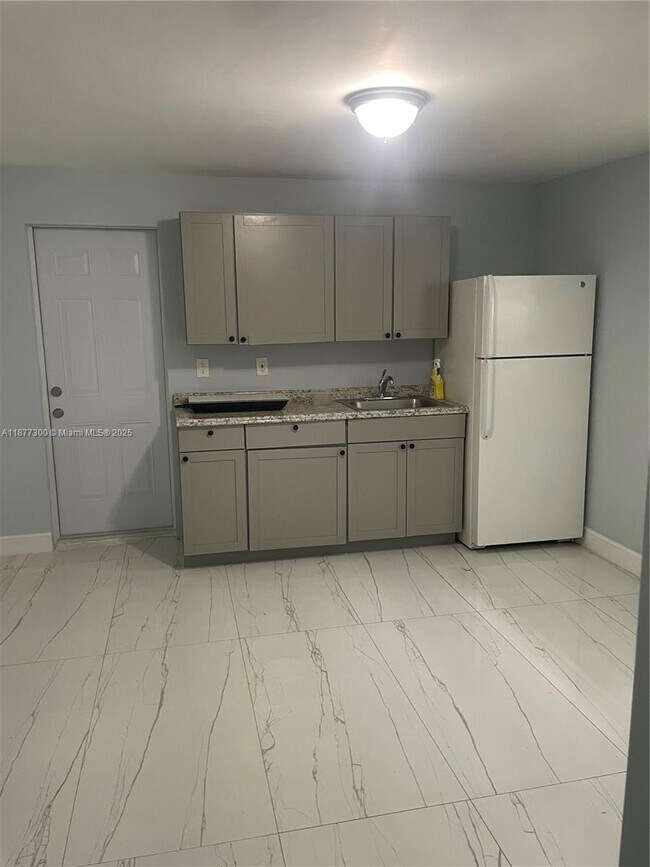 Primary Photo - 2785 NW 59th St