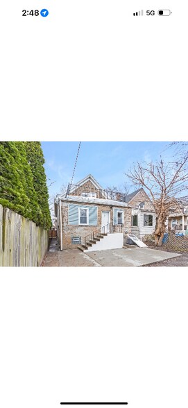 Building Photo - 6935 S Michigan Ave