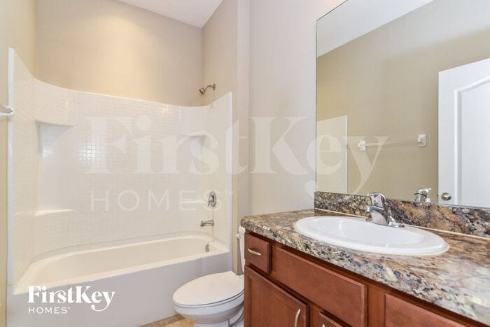 Building Photo - 410 Blakely Ct