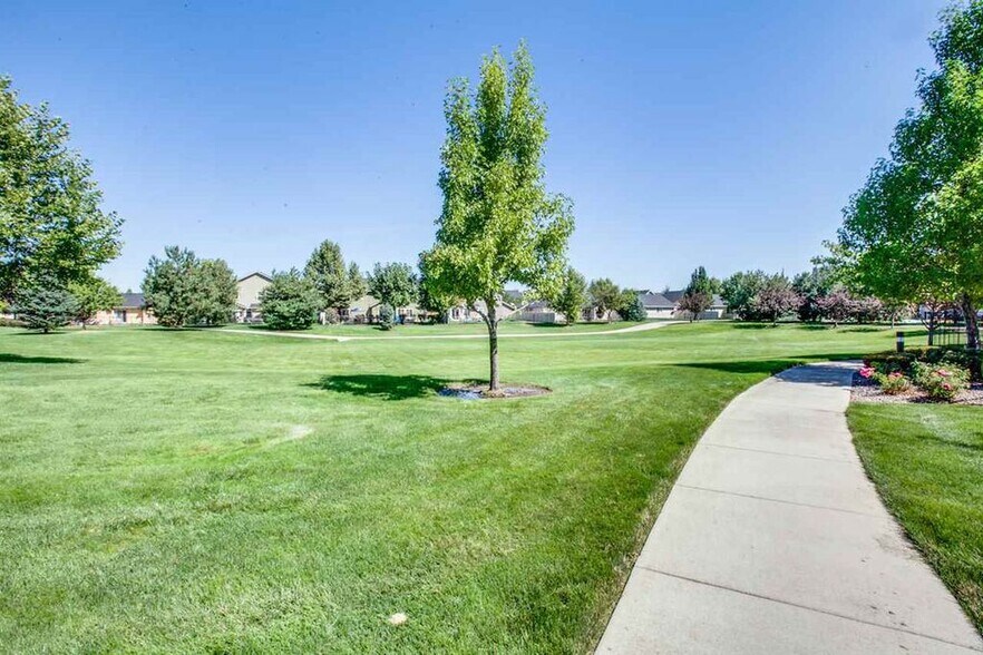 Neighborhood parks - 4322 E Arch Dr