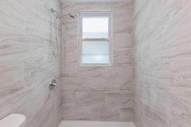 Building Photo - 2210 15th St