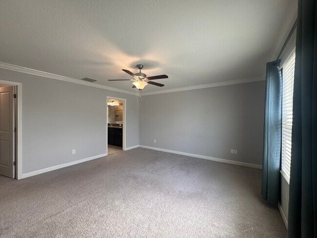 Building Photo - 4 Bedroom/3 Bathroom Enclave at Terra Bella