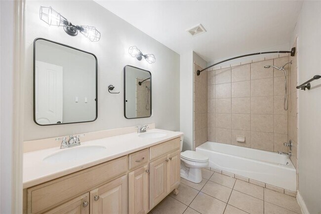 Building Photo - 3125 NW 164th Terrace