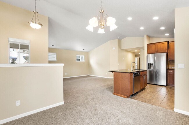 Building Photo - Liberty Lake Single Level Living