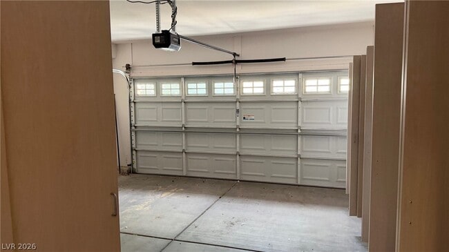 Building Photo - 2205 Willow Wren Dr