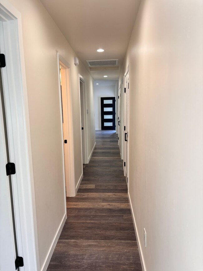 Building Photo - NEW CONSTRUCTION! 3 BED/2 BATH RESIDENCE A...