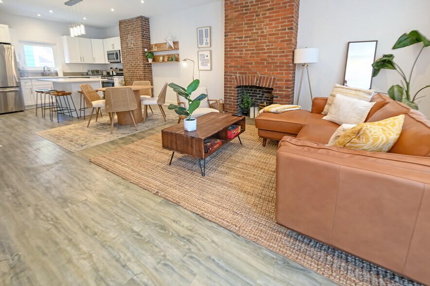 Building Photo - 3451 Denny St