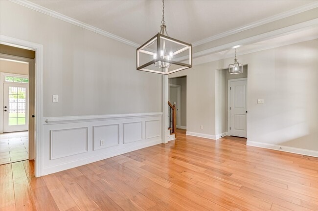 Building Photo - 1111 Sumter Landing Cir