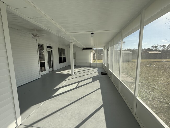 Building Photo - 41265 Schafer Dr