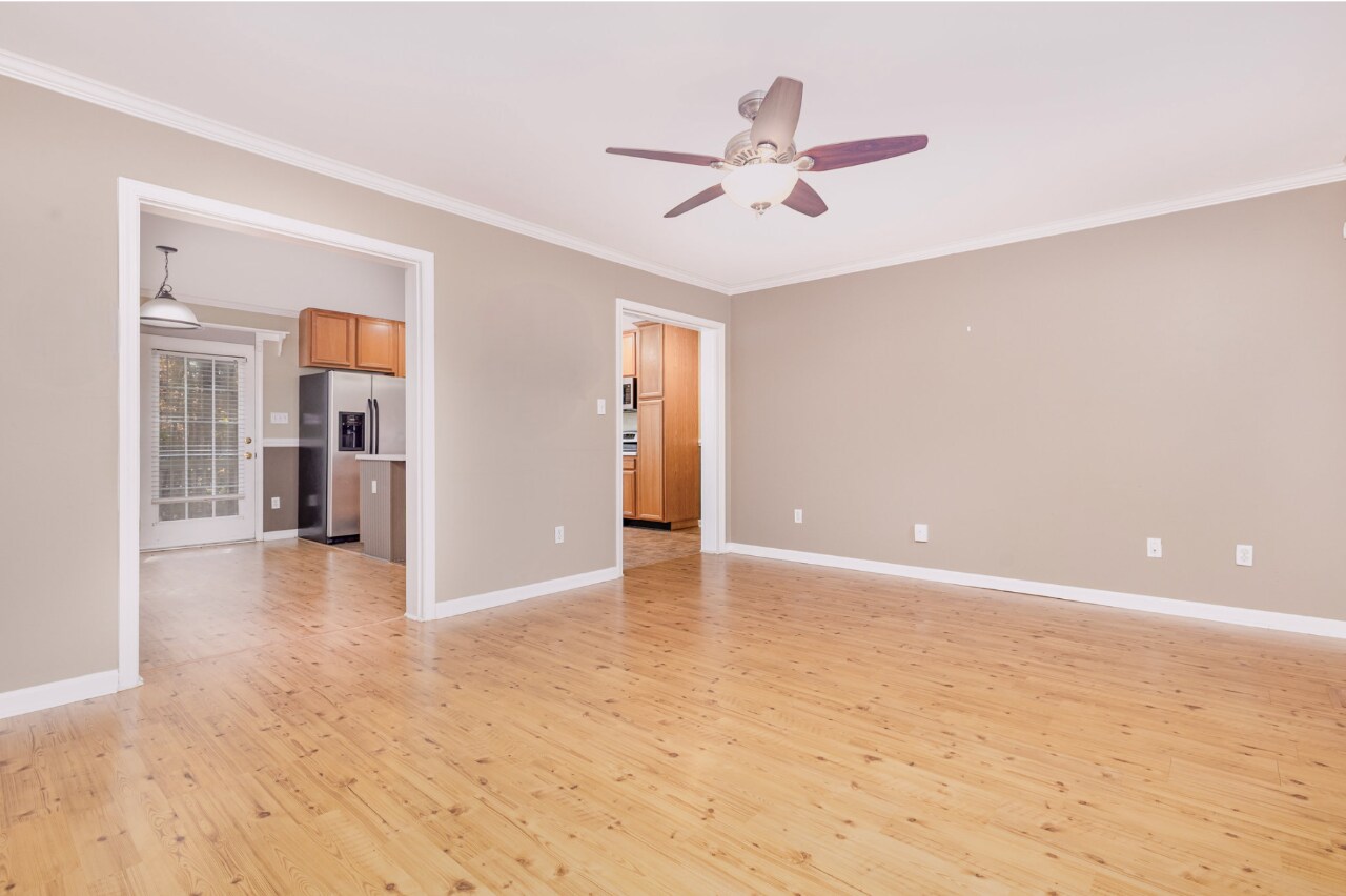 Building Photo - 120 Braxberry Way