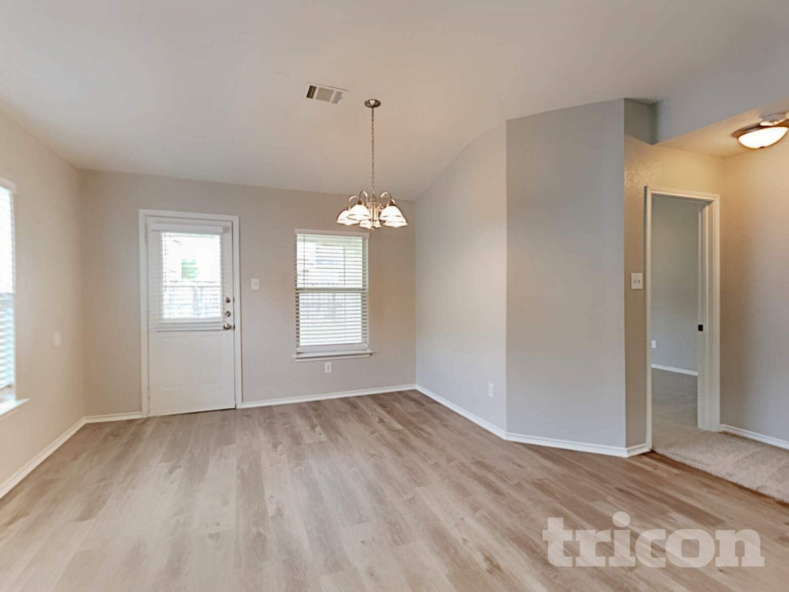 Building Photo - 209 Brahma Way