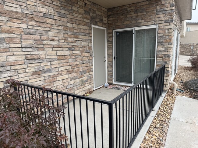 Building Photo - 14936 E Hampden Ave