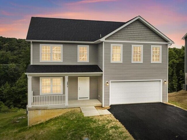 Building Photo - 4 BED 2.5 BATH LOCATED IN CHRISTIANSBURG LOCATED NOW