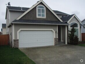 Building Photo - Welcome To SilverCreek