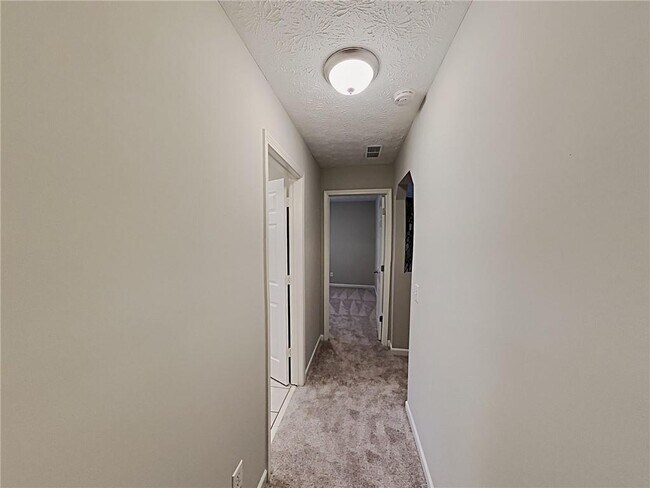 Building Photo - 540 Cherokee Overlook Ct