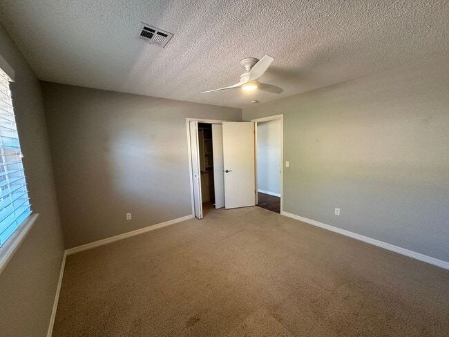 Building Photo - For Rent: Upgraded 3 Bed, 2.5 Bath Home in...