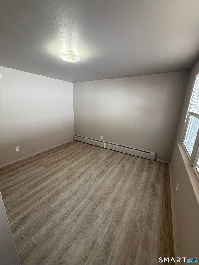 Building Photo - 30 Bungay Rd