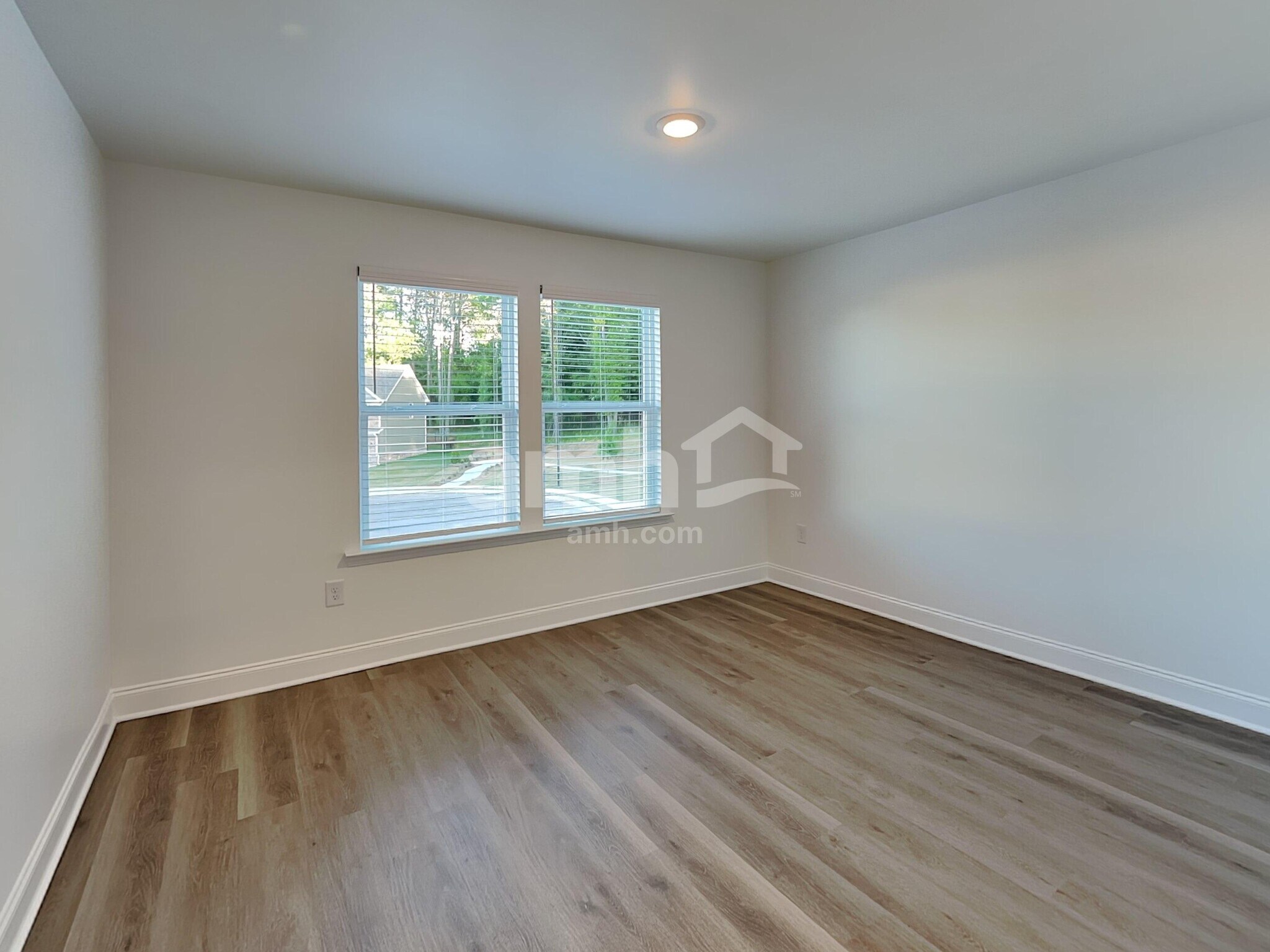 Building Photo - 910 Carnelian Ln
