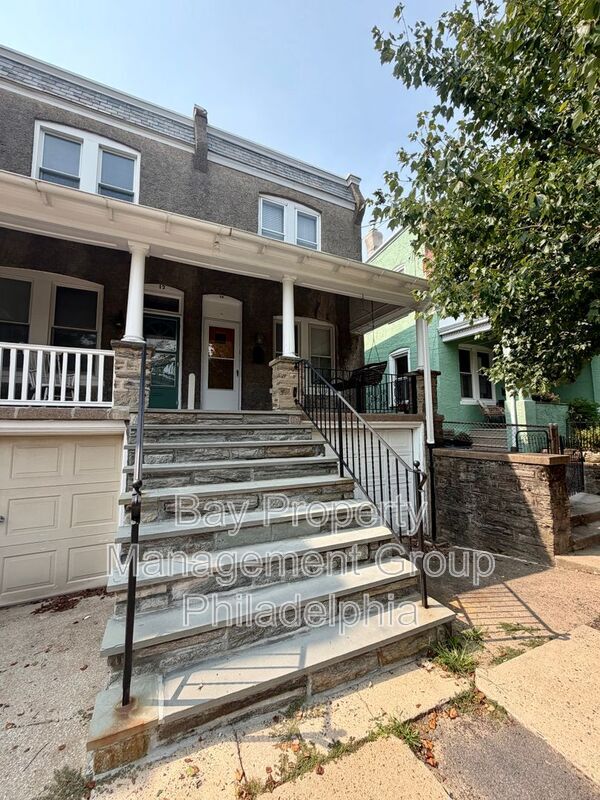 Building Photo - 15 W Abington Ave