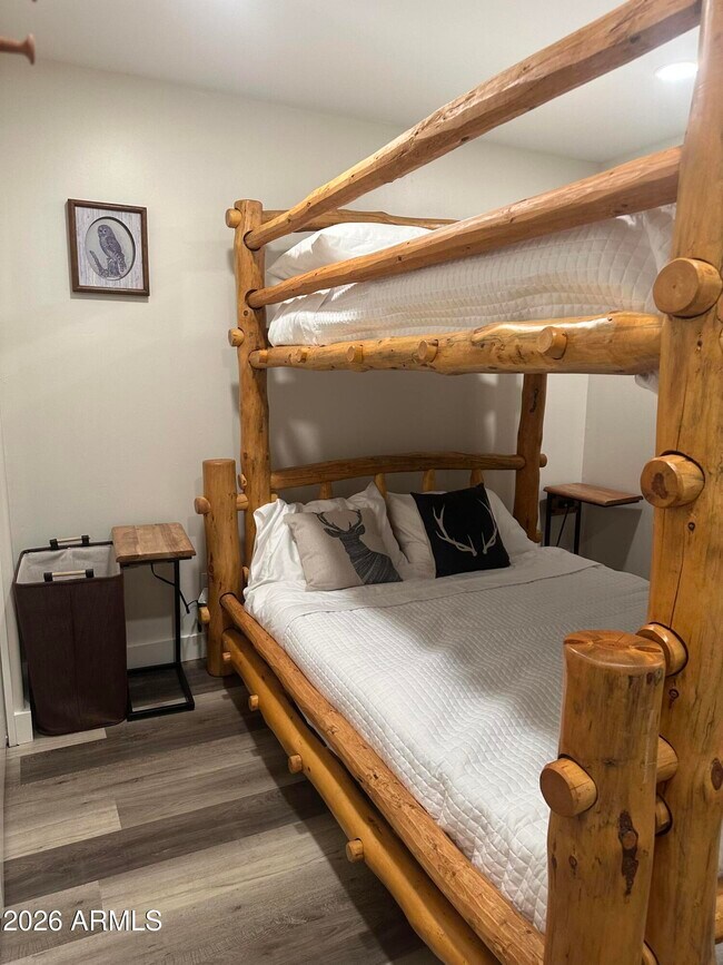 Building Photo - 304 N Mogollon Trail