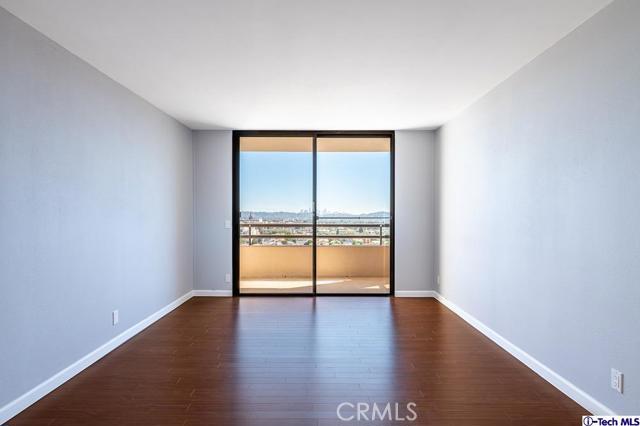 Building Photo - 343 Pioneer Dr