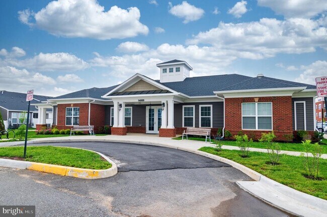 Building Photo - 13950 Englefield Dr