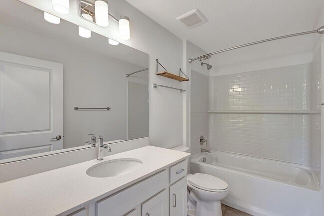 Building Photo - 229 Preserve Trl S