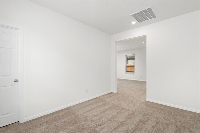 Building Photo - 7515 Sunlit Hbr Dr