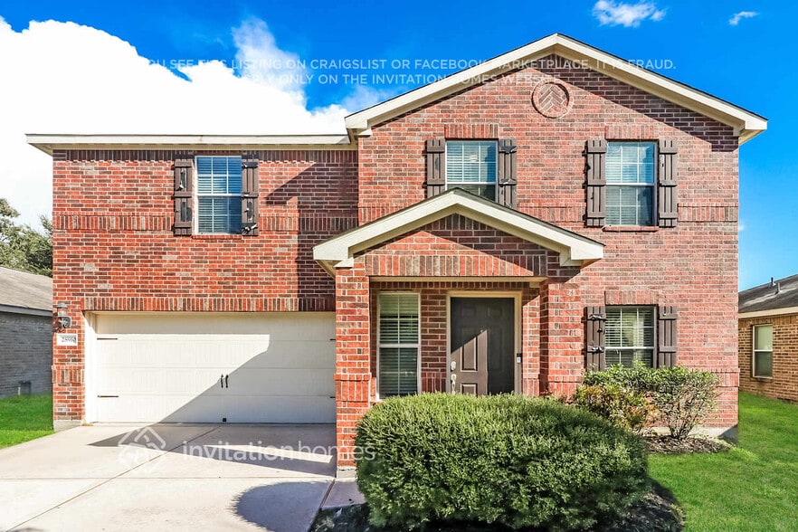 Primary Photo - 28910 Rio Grande River Dr