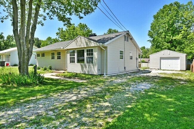 Building Photo - Rental in Champion Twp!
