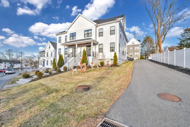 Building Photo - 54 Williams Ave